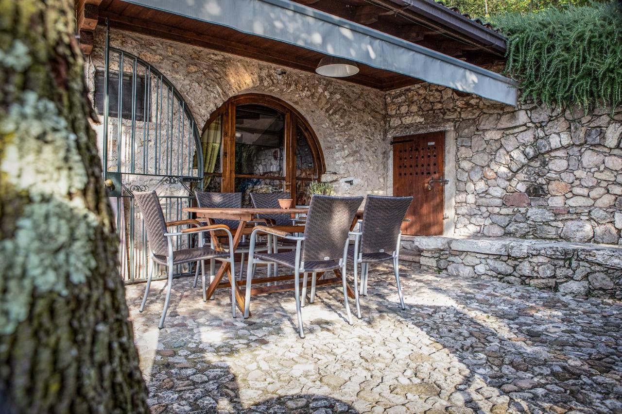 Giacomazzi House Bri Apartment Malcesine Exterior photo